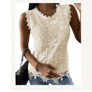 Sleeveless Lace Slim Fit Shirt